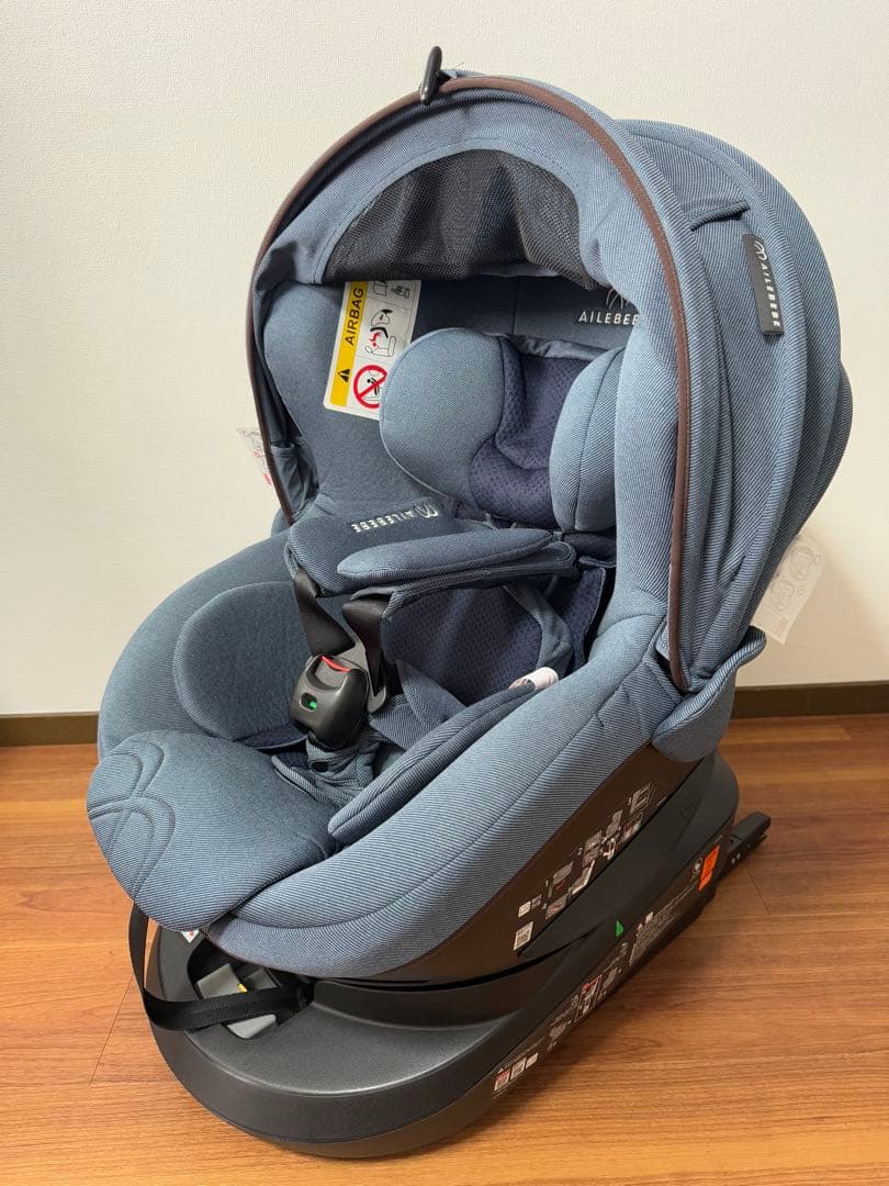 【極美品】エールベベ・クルット5 Oui デニムブルー　ウィ ISOFIX