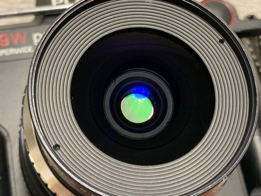 フィルムカメラ PLAUBEL 69W