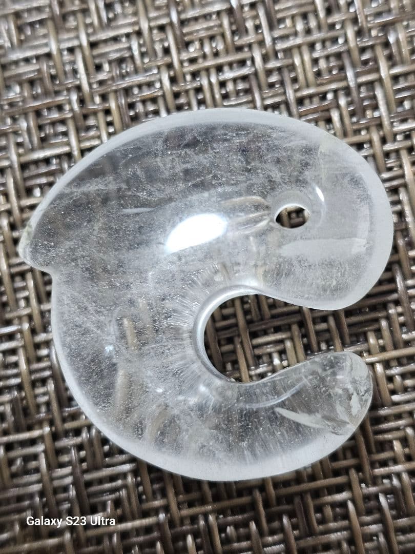 黒平向山鉱山の水晶飛龍勾玉　３０mm