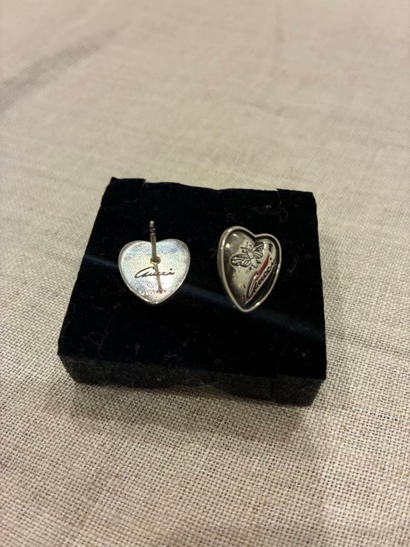 GUCCI ピアス シルバー ハート