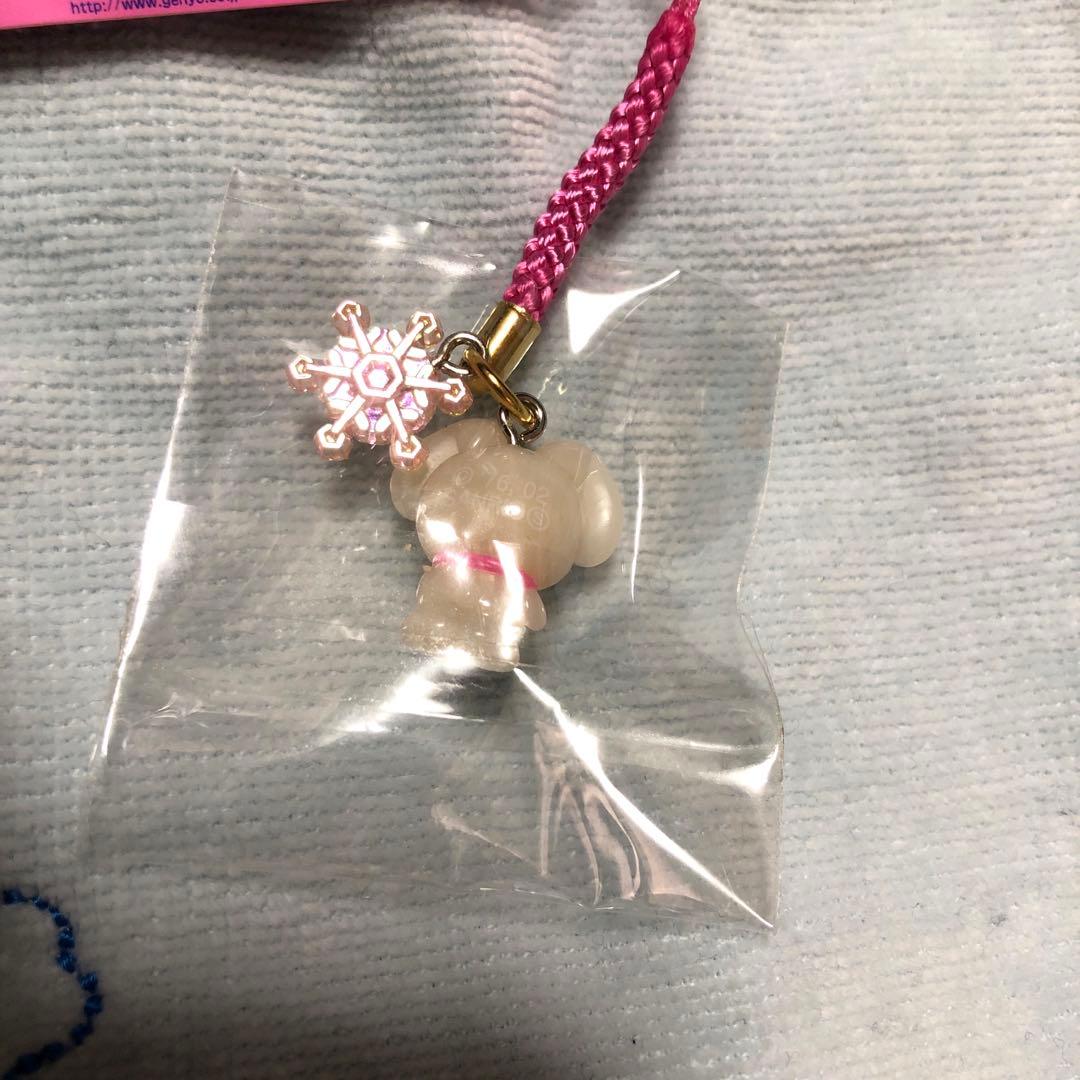 キティ根付け　北海道限定　激レア　雪うさぎ