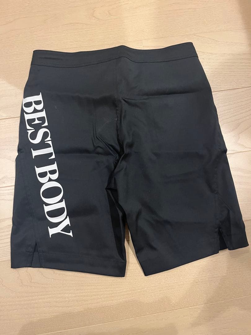 ベストボディジャパン　公式競技用サーフパンツ　Mサイズ