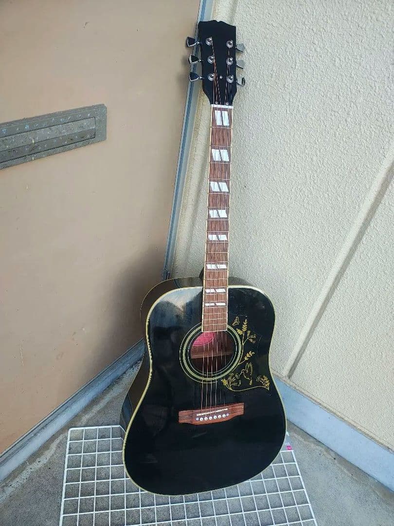 超美品 ブラック ハミングバード　ピアノブラック PU付きエレアコ