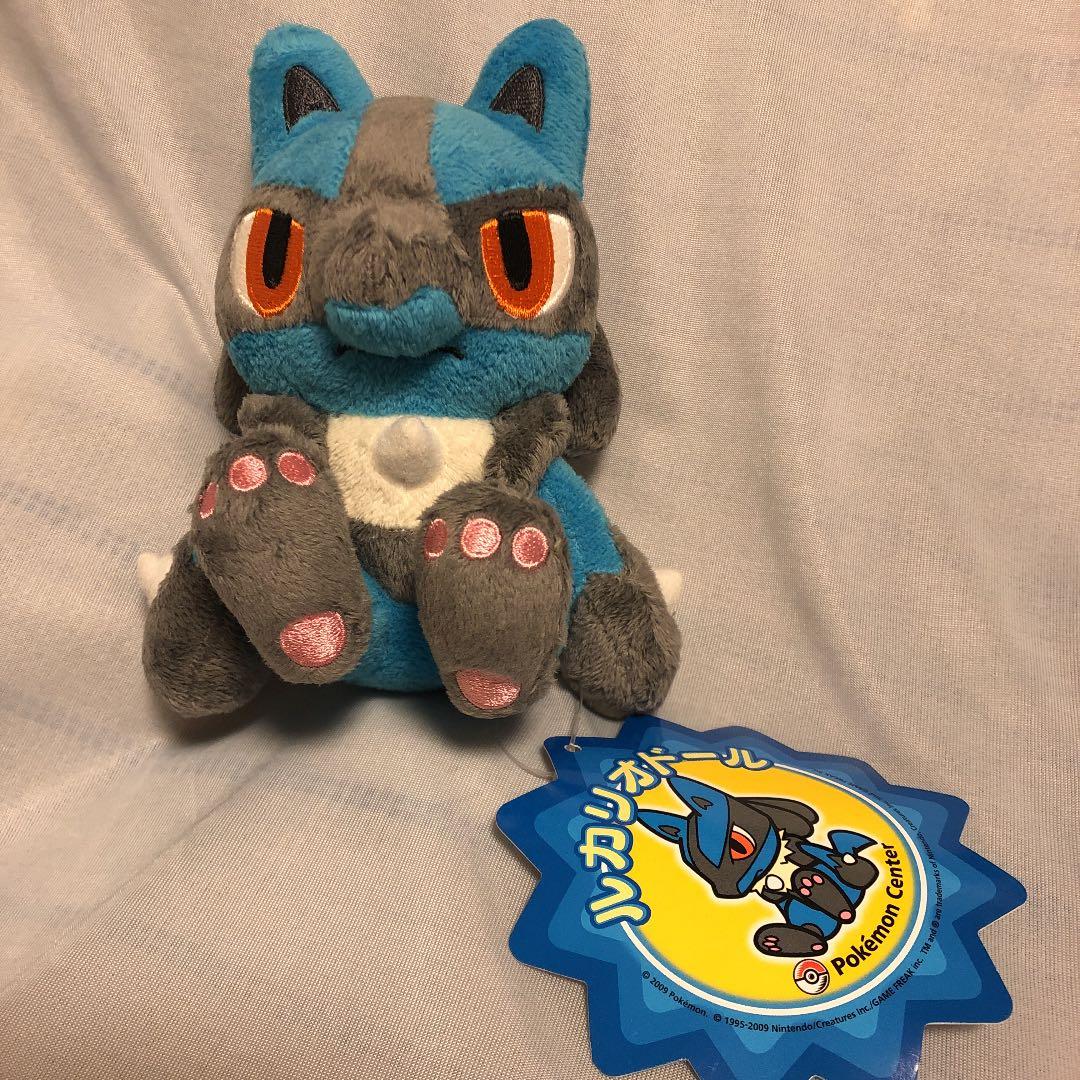 ポケモンセンター　ルカリオ　ぬいぐるみ