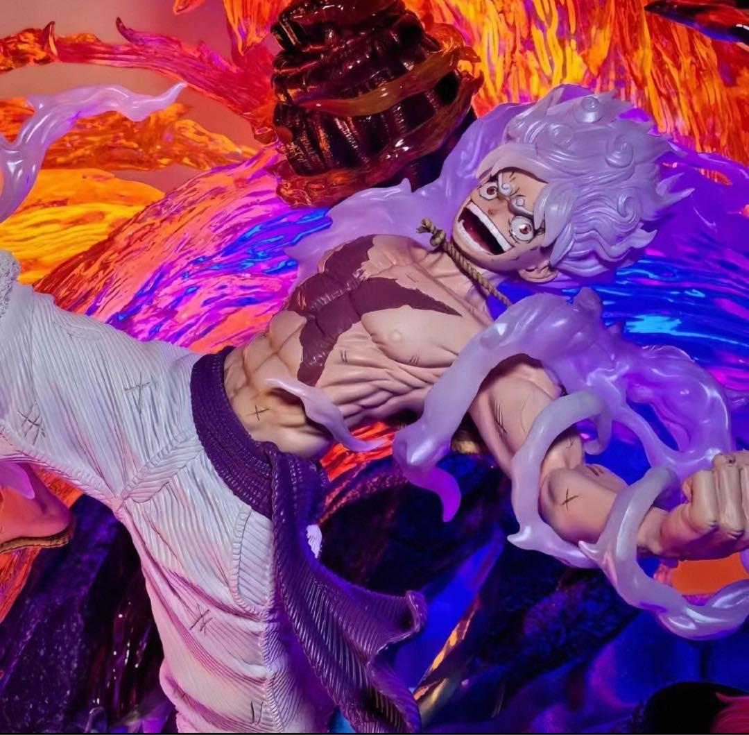 ワンピース　ルフィ　シャンクス　フィギュア