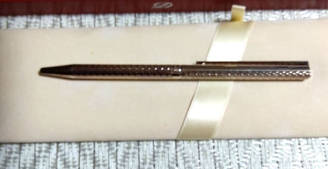 S.T. Dupont シルバーカラーボールペン 専用ケース付き