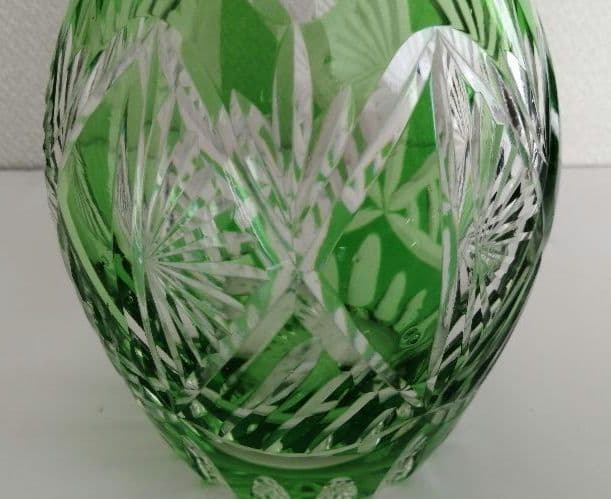 緑色のガラス瓶