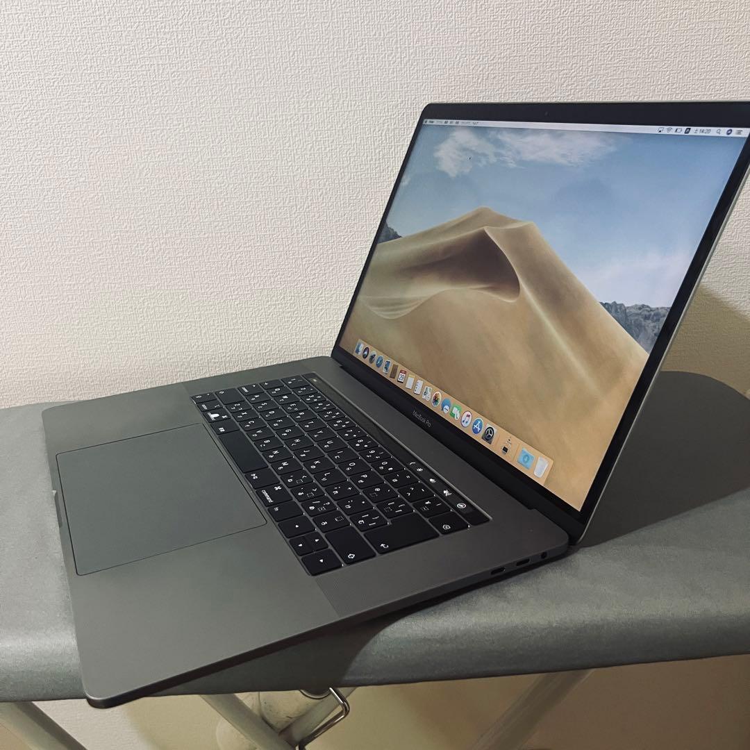 【高性能！】MacBook Pro 2018 16GB 512GB 15インチ