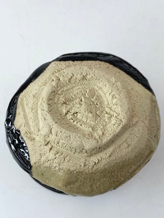 【七代　加藤幸兵衛（裕英）】黒織部　酒杯　ぐい呑み　共箱　底部在銘　父　加藤卓男