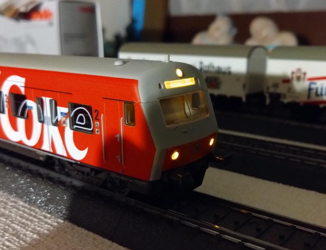 メルクリンHOデジタル　BR111電気機関車とコカ・コーラS-バーン列車セット