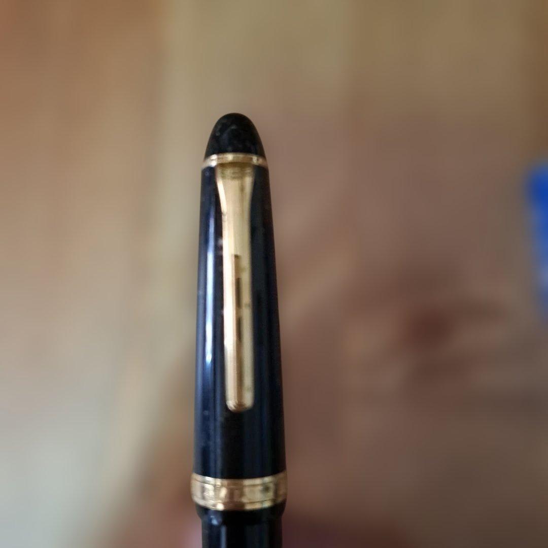 万年筆 黒 ゴールドクリップ インクカートリッジ付き