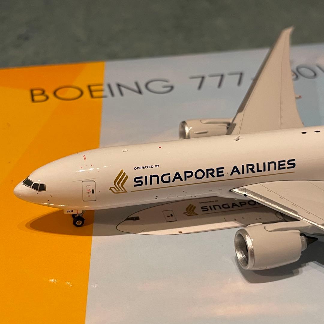 DHL SINGAPORE AIRLINES 777-200LRF シンガポール
