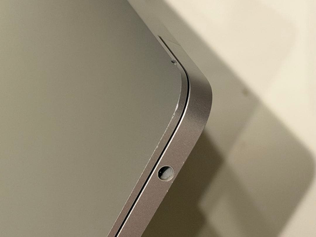 Apple MacBook Air (M1, 2020) シルバー US