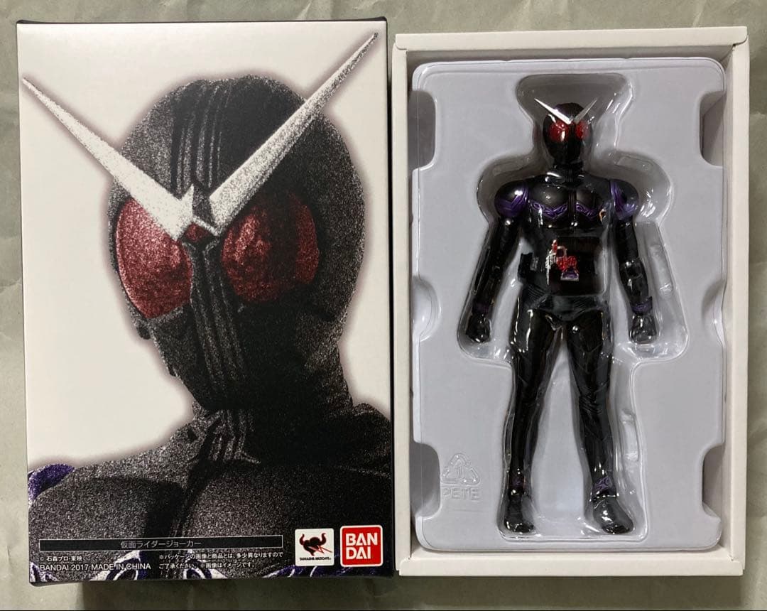 S.H.Figuarts (真骨彫製法)仮面ライダー ジョーカー