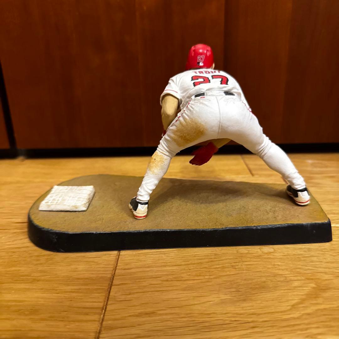 トラウト フィギュア 27番 エンゼルス　マクファーレン