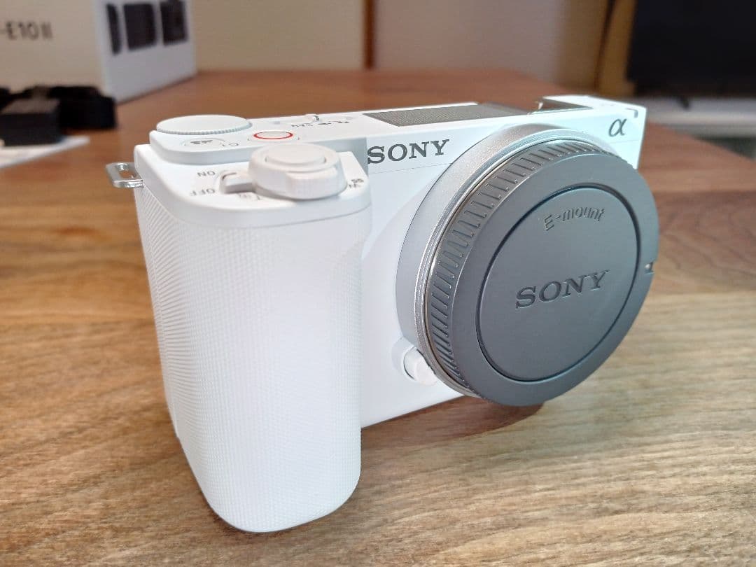 a*e様 【メーカー保証 5月6日迄付帯】SONY ZV-E10M2 ボディ取説