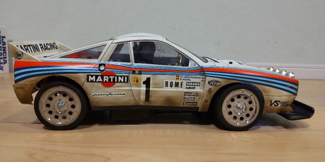 タミヤ　ラジコン　ランチア・ラリー037 予備ボディ（ダート塗装）付セット