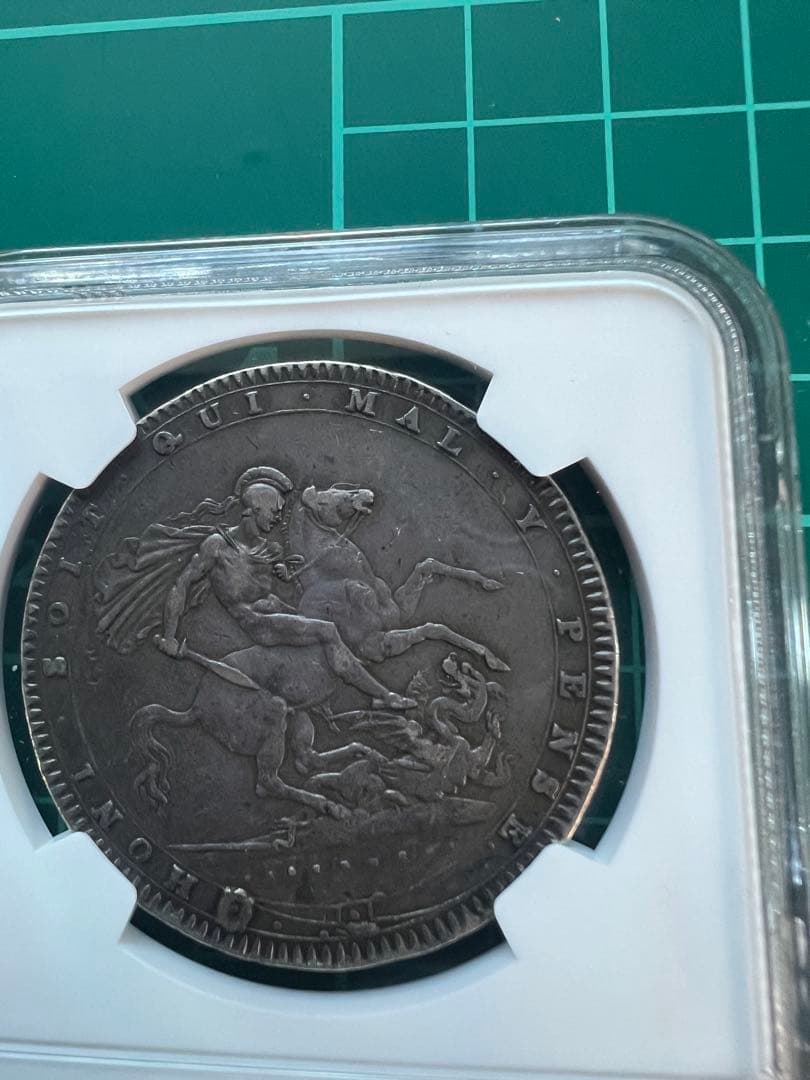 外国銀貨　スラブケース入り　NGC 英国　クラウン銀貨　 1820年
