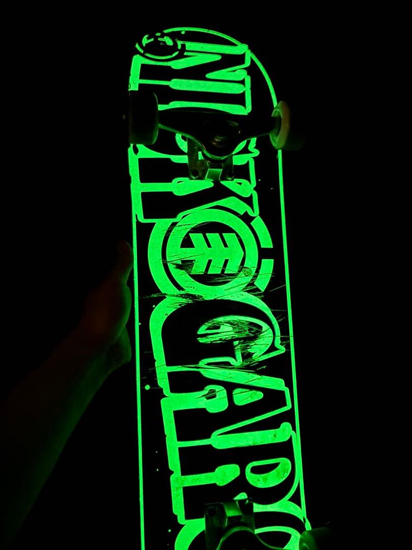 【値下げ中❗️】スケボー エレメントデッキ・ベンチャートラック 中古