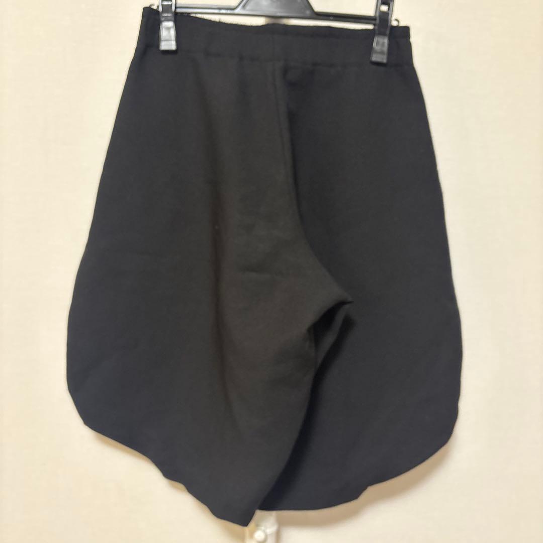 コムデギャルソン　ブラックパンツ