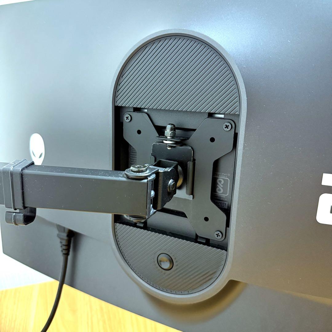 Alienware AW2725QF 27インチ 4K/FHDゲーミングモニター