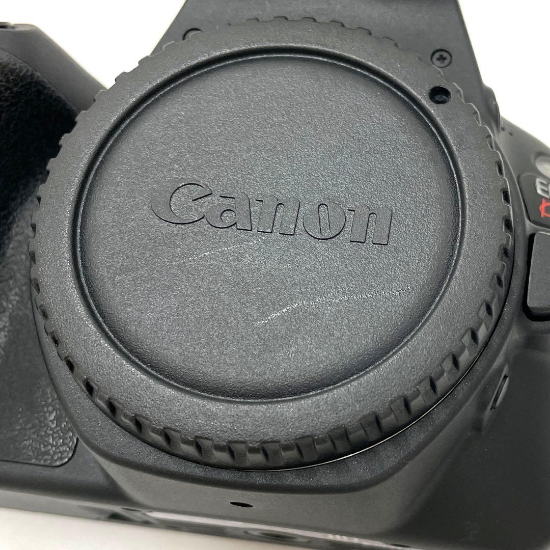 Canon EOS Kiss X9 ダブルズームキット