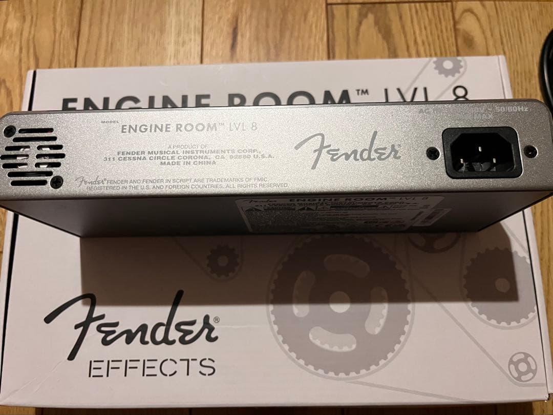ギター FENDER / ENGINE ROOM LVL8 POWER SUPPLY