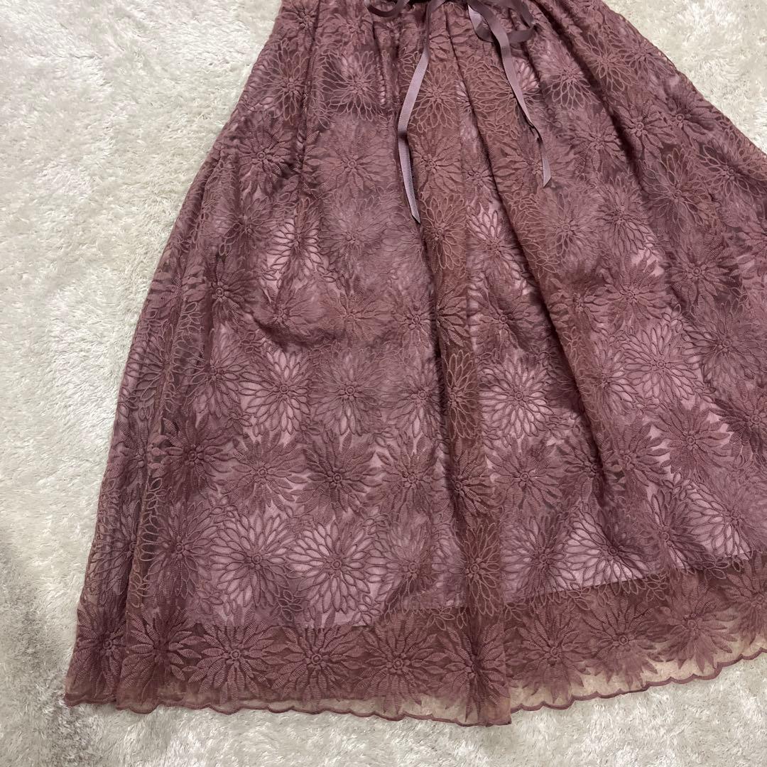 新品　AIMER 花柄刺繍フレアスリーブフィット&フレアパーティードレス