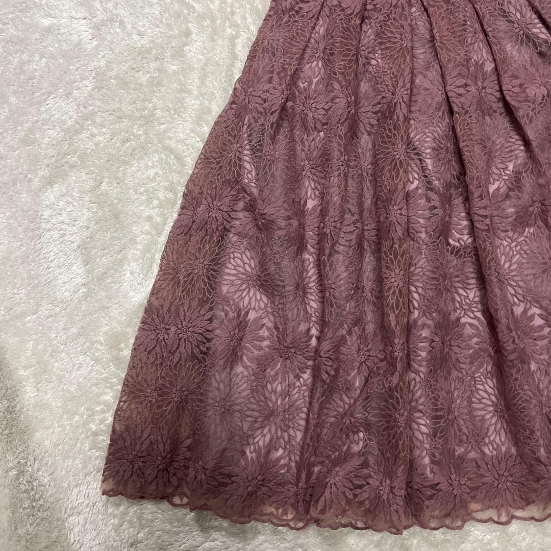 新品　AIMER 花柄刺繍フレアスリーブフィット&フレアパーティードレス