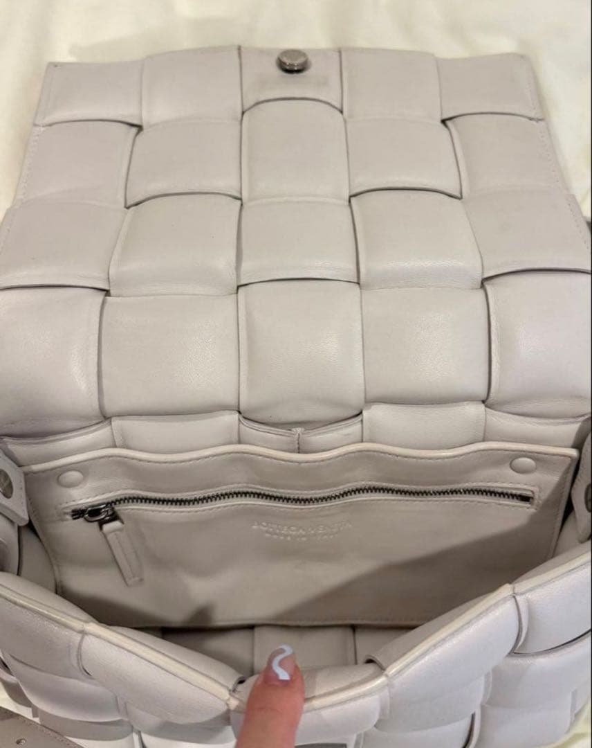 BOTTEGA VENETA ボッテガヴェネタ パデットカセット