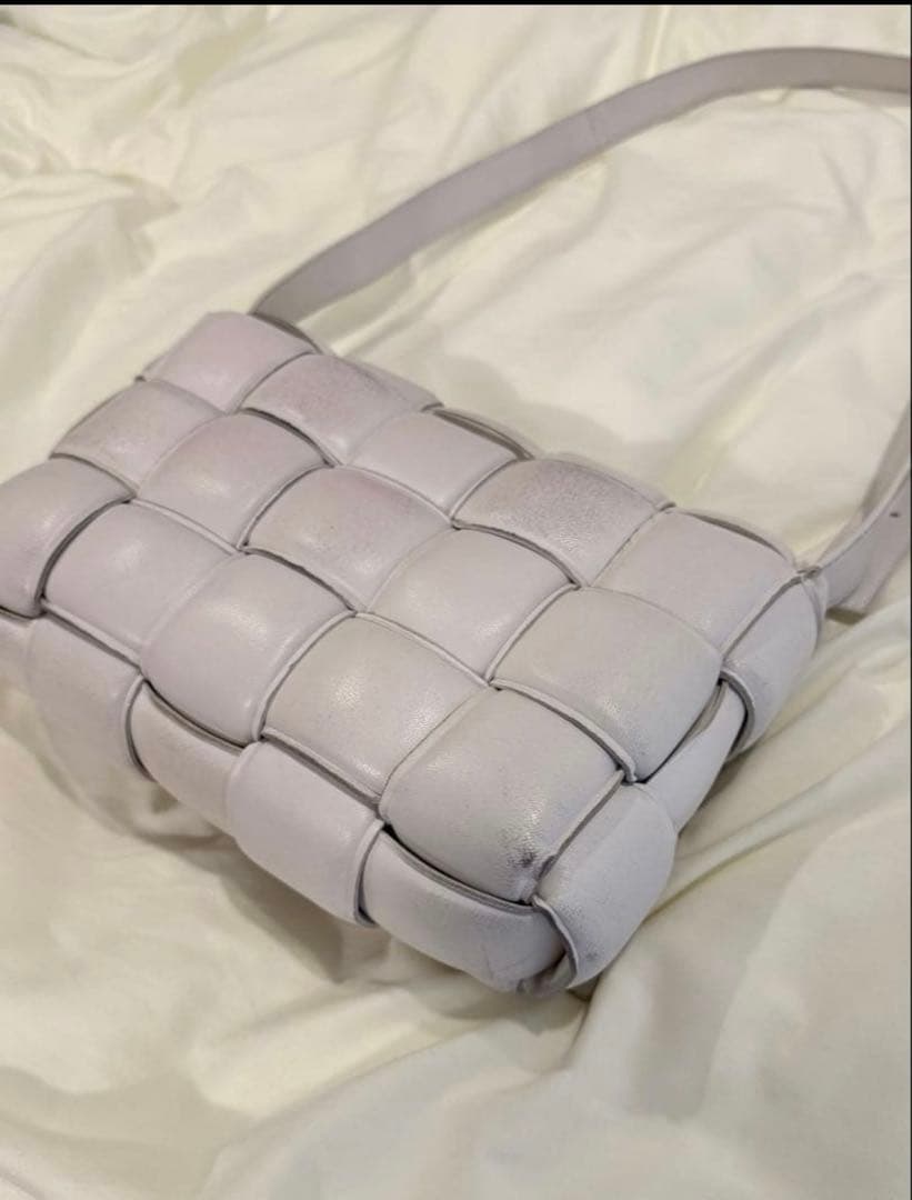 BOTTEGA VENETA ボッテガヴェネタ パデットカセット