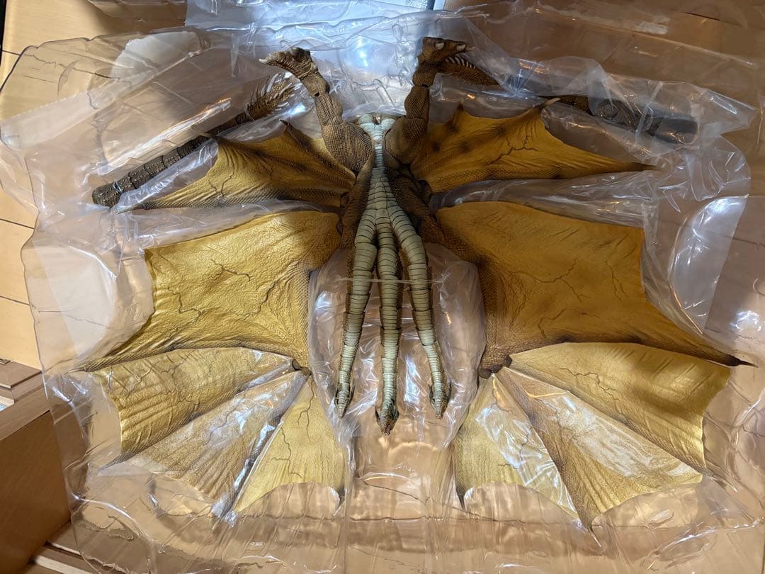 HIYA TOYS ハイヤトイズ キング・オブ・モンスターズ キングギドラ