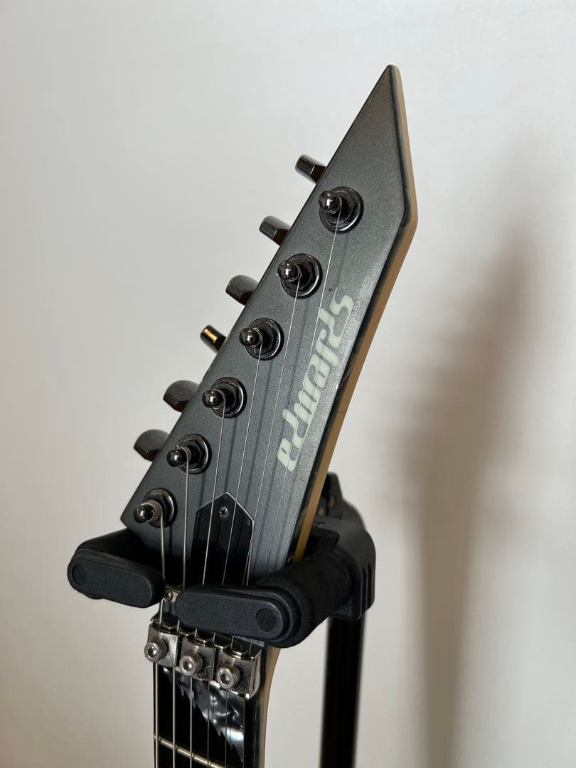 EDWARDS by ESP/Alexi Laihoモデル/BLACKY