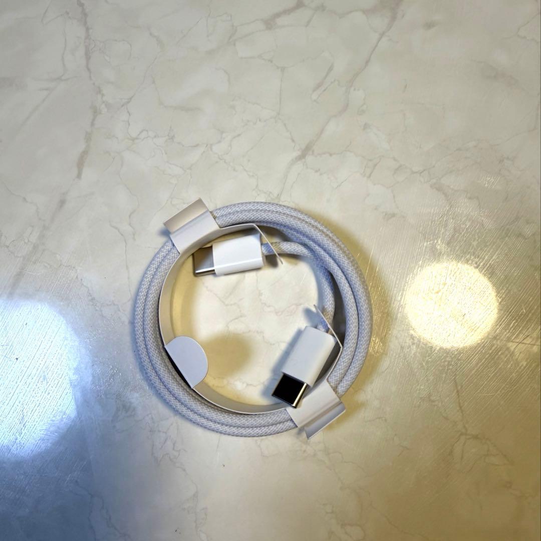 【美品】iPhone15 pro SIMフリー128GB ケース付