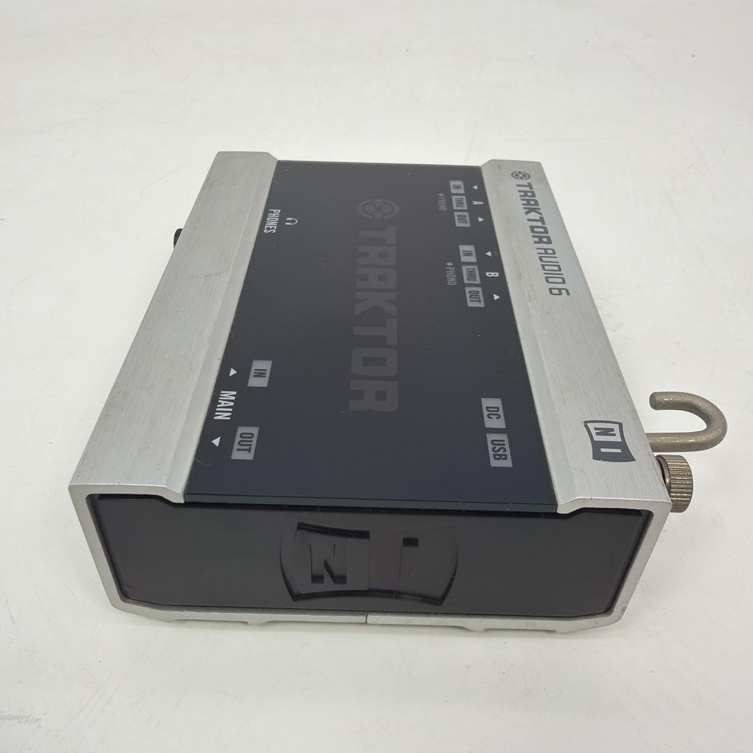 NATIVE INSTRUMENTS TRAKTOR AUDIO 6 オーディオ