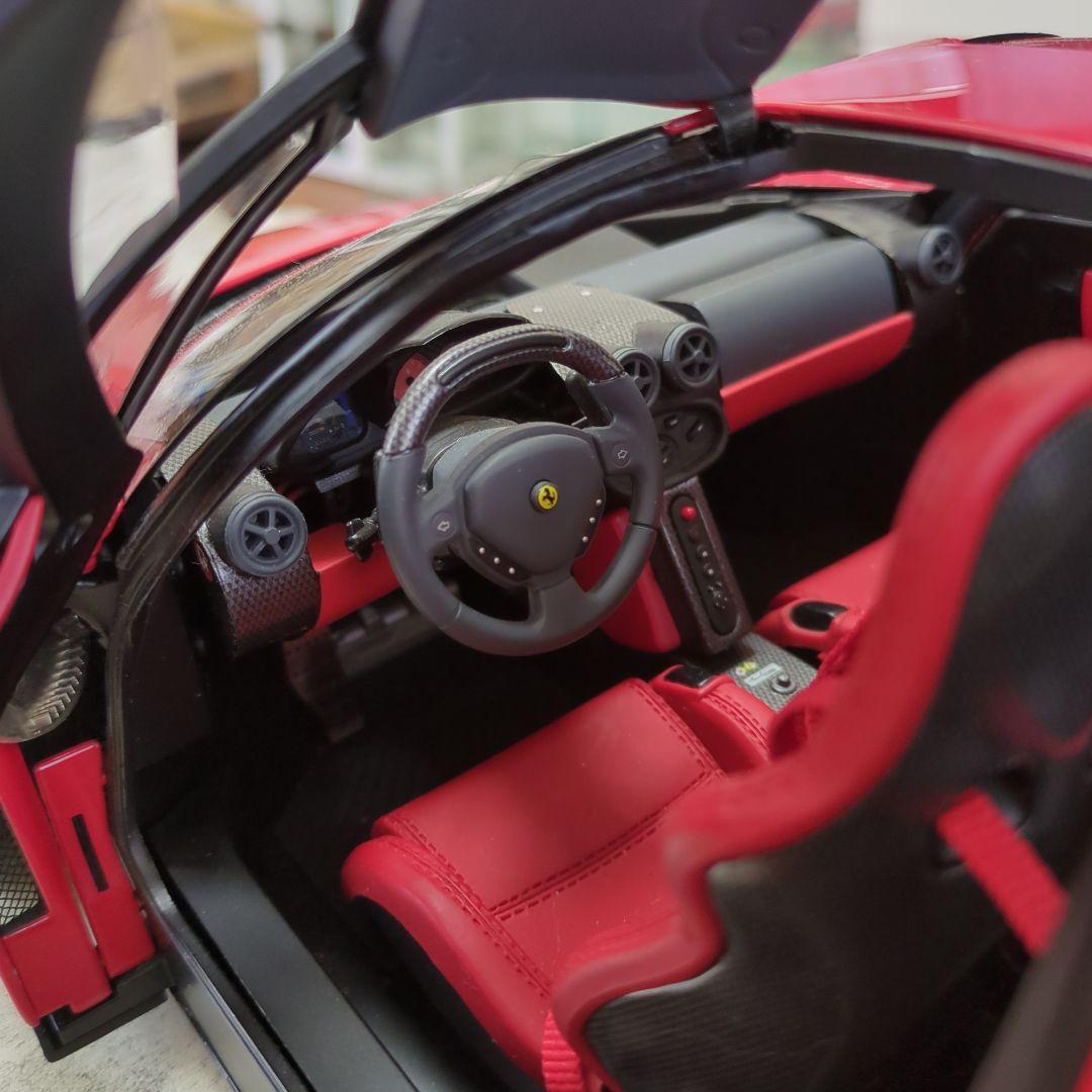 ディアゴスティーニ　エンツォフェラーリ1/10モデル