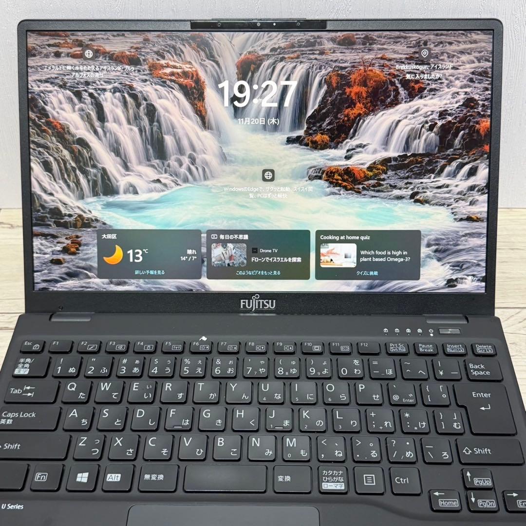 美品 富士通 LIFEBOOK U9311/F LTE i5 256GB 軽量