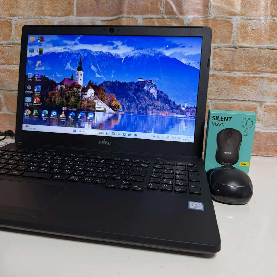 美品　富士通ノート PC SSD メモリ8GB Windows11 オフィス付き