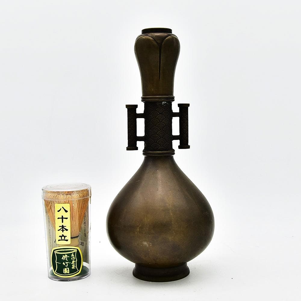 時代 兼著 底款 古銅 花瓶 青海波文様 双耳 高さ30㎝ 重量 約1140ｇ