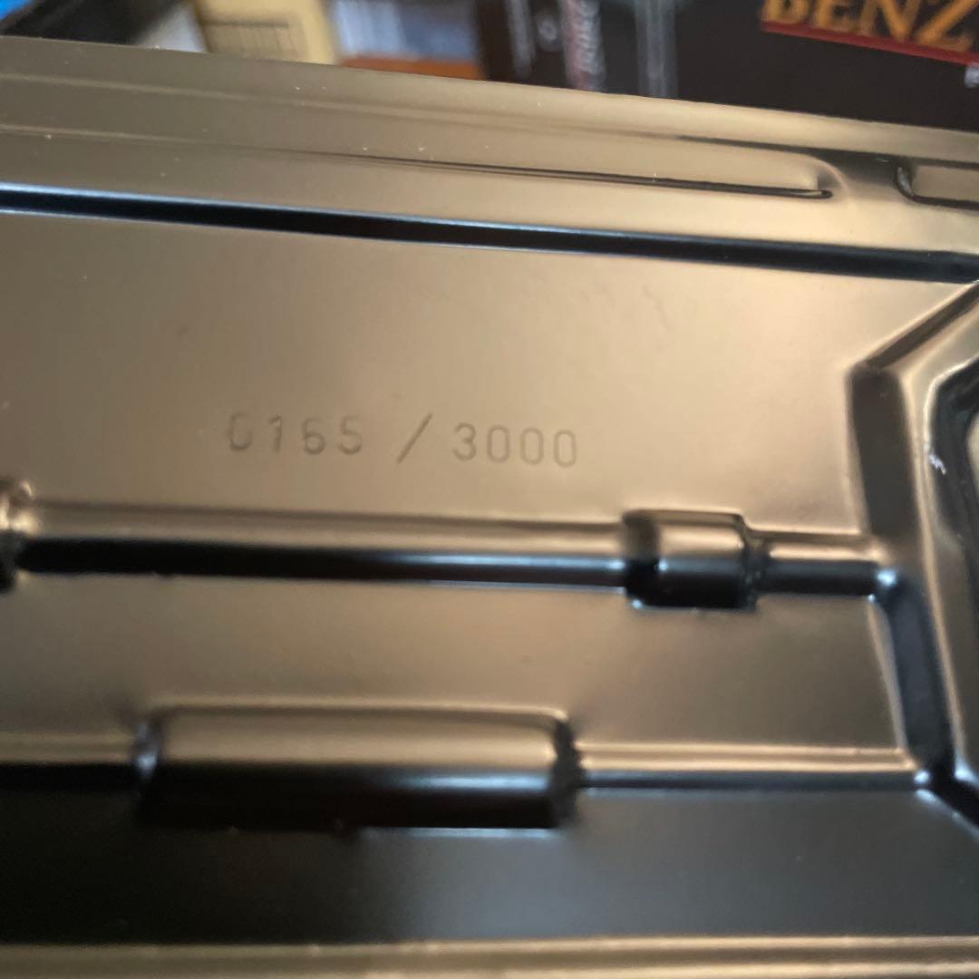 イチコーブリキ　ベンツ250SE coupé