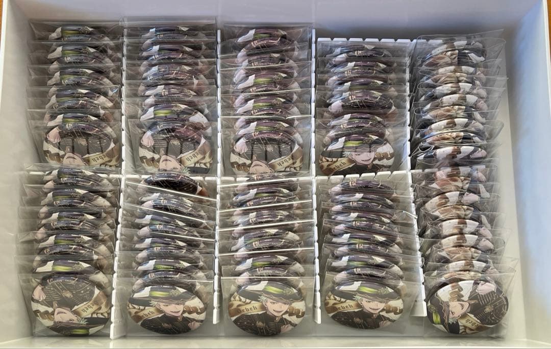 ツイステ セベク ブルーム 缶バッジ 100点