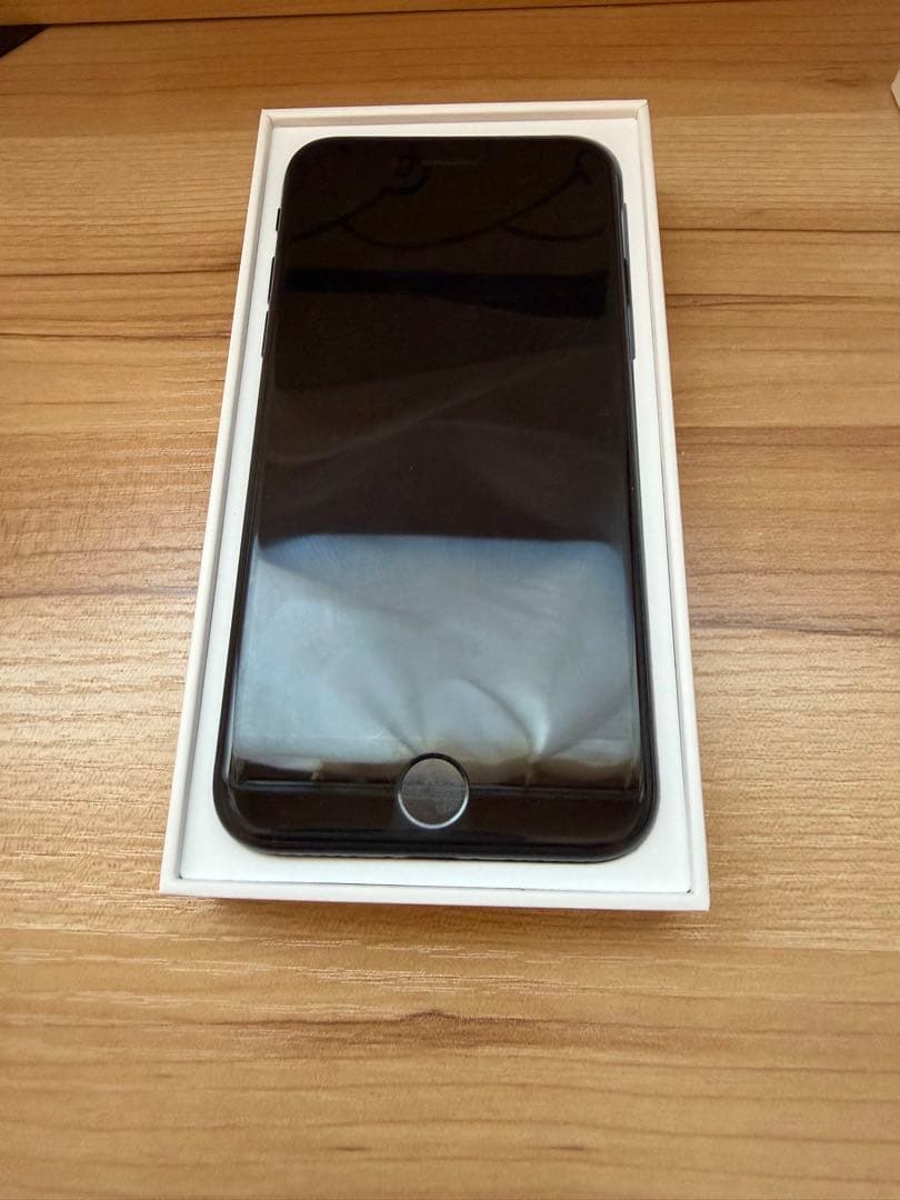 【値下げ】iPhone SE 第3世代 ミッドナイト128GB simフリー