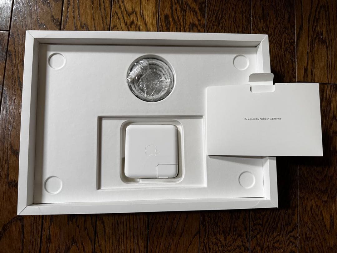 MacBook本体 MacBookPro M1 2020 16GB 512GB