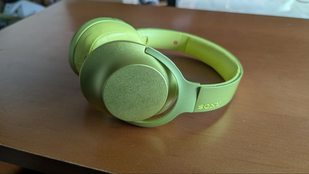 SONY 有線ヘッドホン グリーン