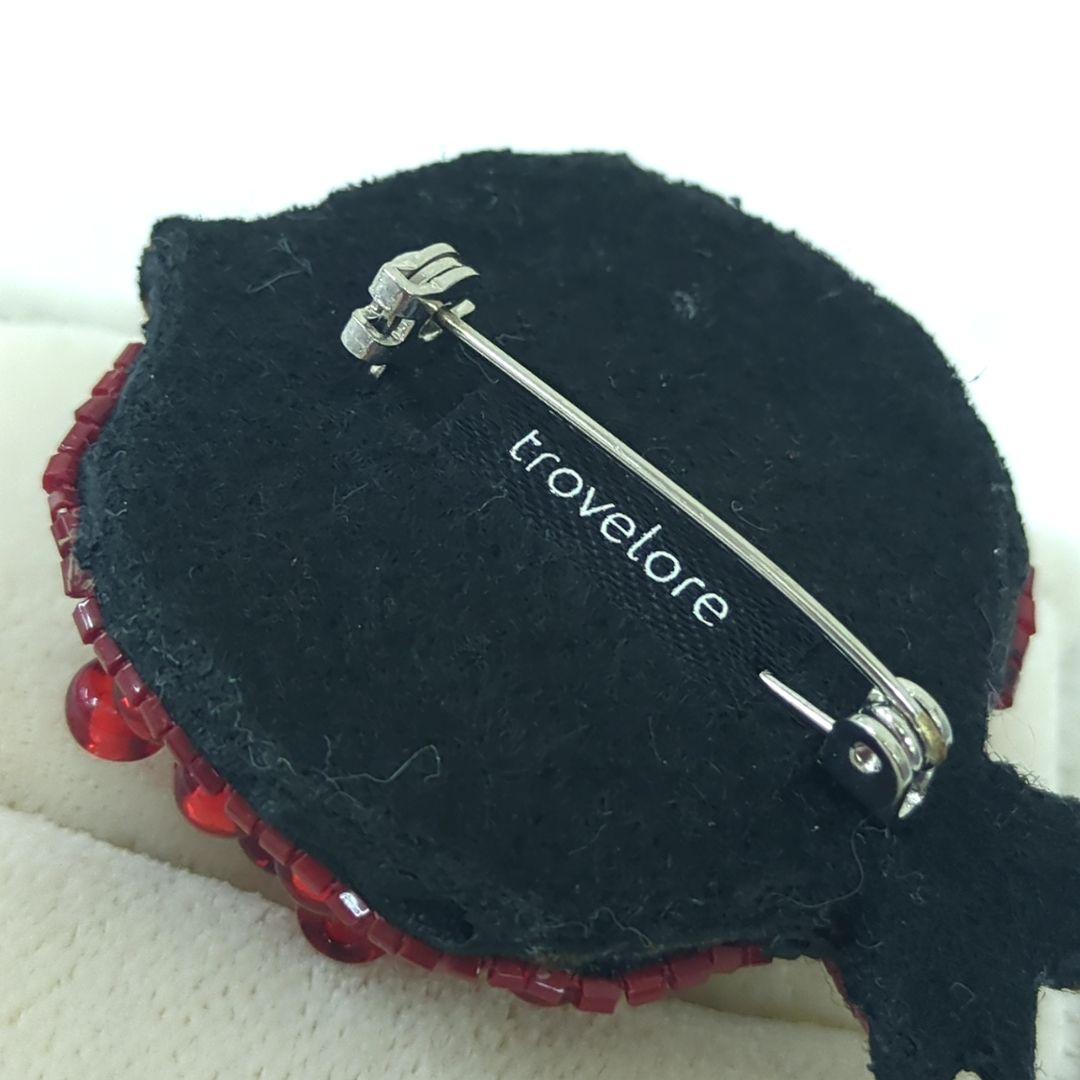 trovelore トロベローレ ブローチ ザクロ ビーズ レッド