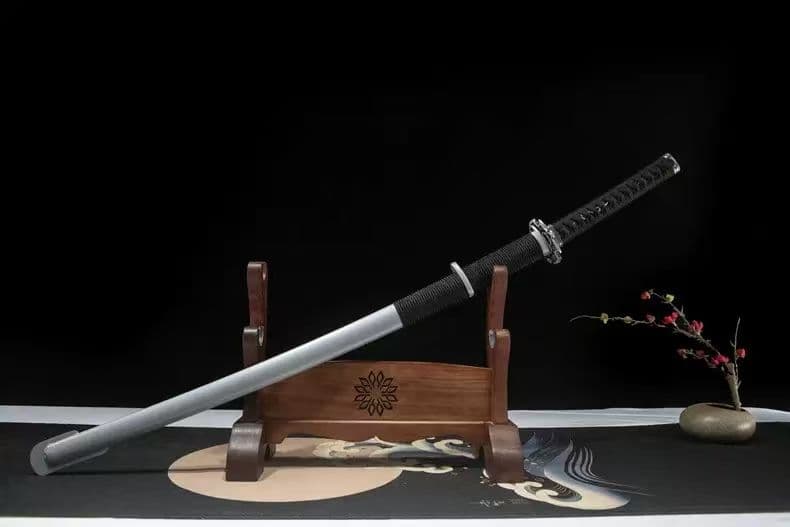 【天筰軍刀】古兵器 武具 刀装具 日本刀　模造刀 居合刀 武士道 鑑賞用 美術刀
