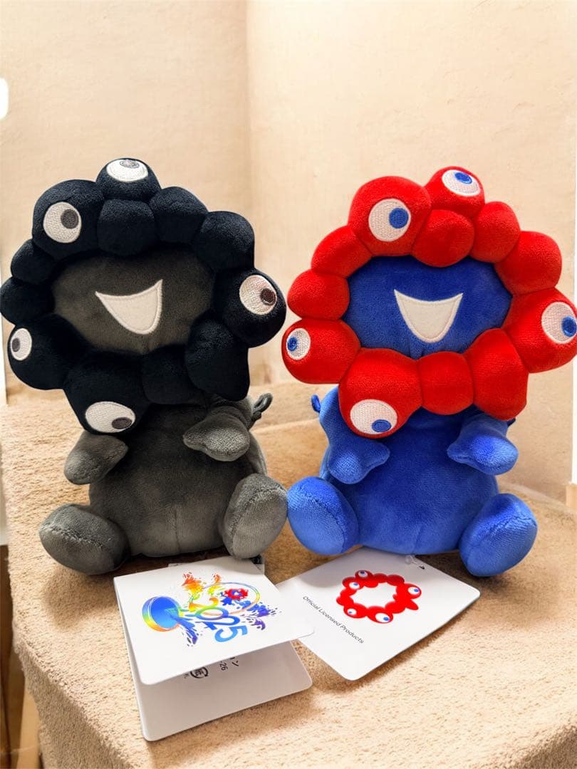 ミャクミャク お手玉風ぬいぐるみ ブラック ノーマル 赤青 EXPO2025