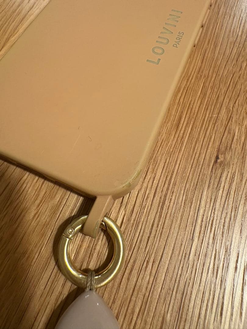 LOUVINI PARIS スマホケース　スマホストラップ