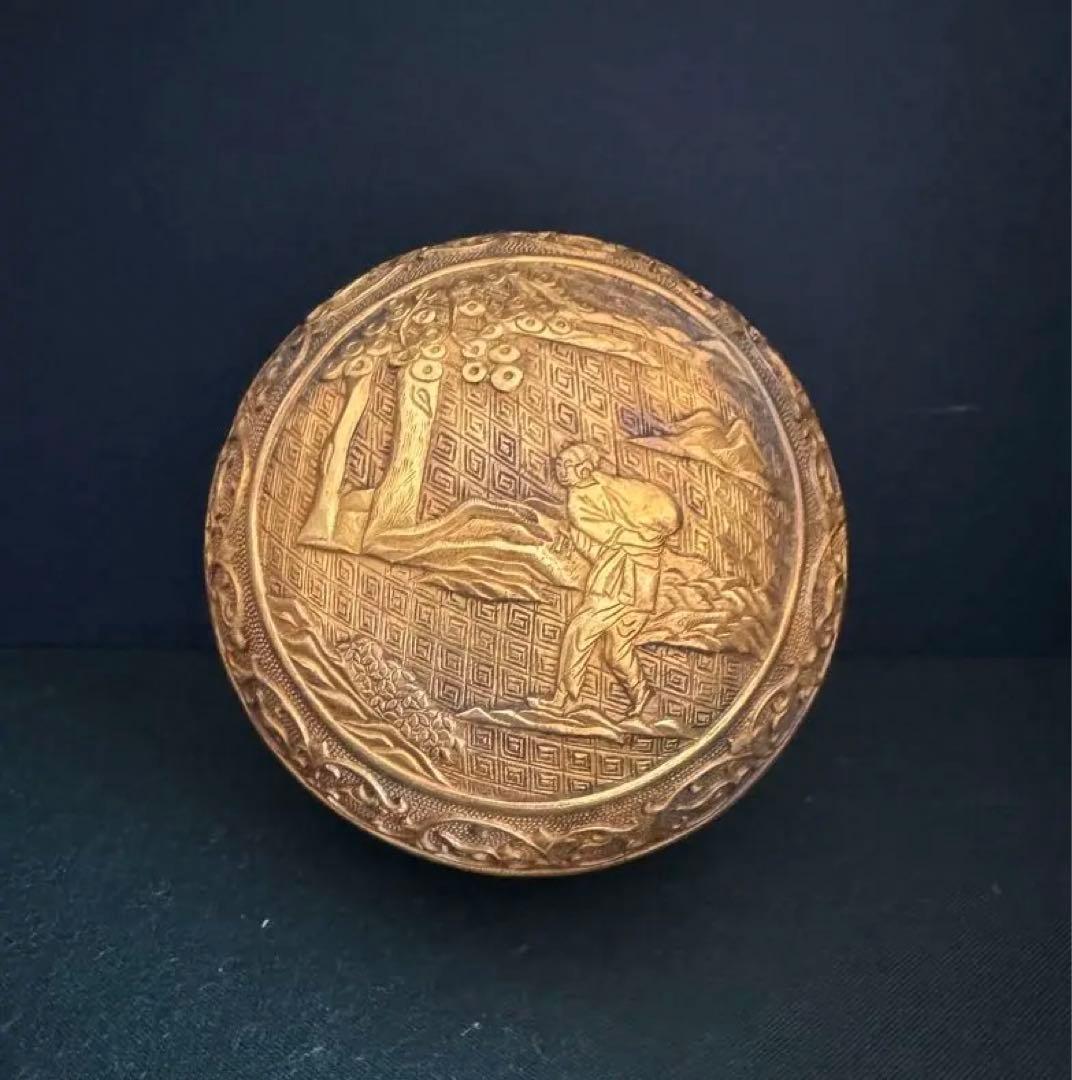 中国骨董　唐　金銅　人物寿紋彫り　香盒　宝石箱　茶道具　文房　置物(N-8)