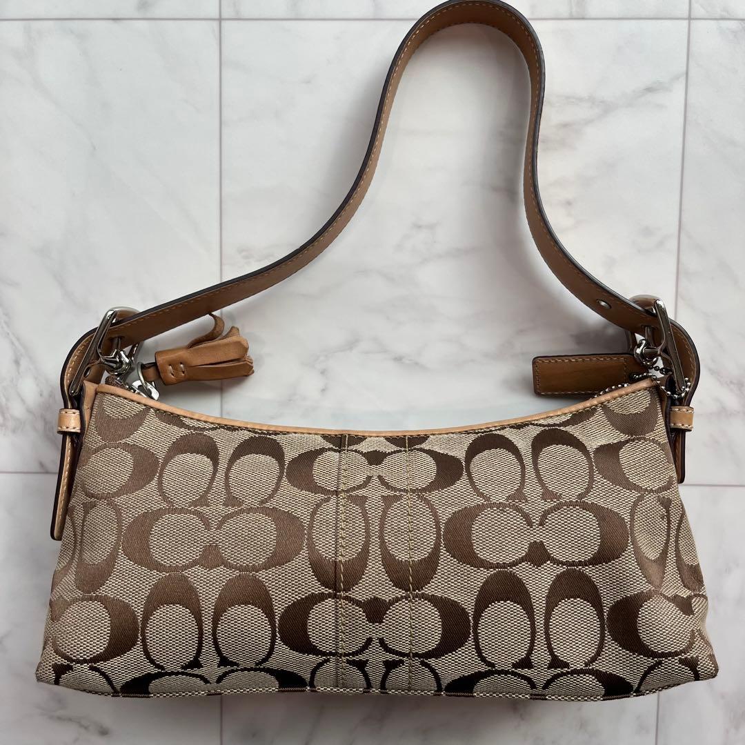 良品✨coach アクセサリーポーチ　ワンショルダーバッグ　シグネチャー 袋付き